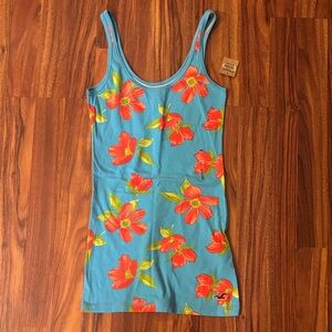 NWT Hollister Blue and Red Floral Tank Size Small